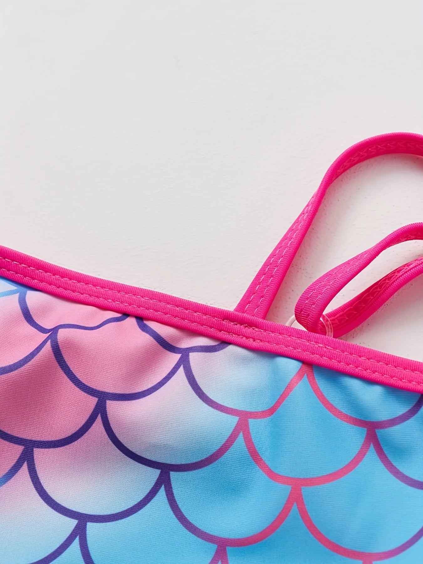 3-10 years Toddler Girls One-piece Swimsuits Kids Girl Fish-scale Printed Halter-neck Style Swimwear Children's Swimsuit